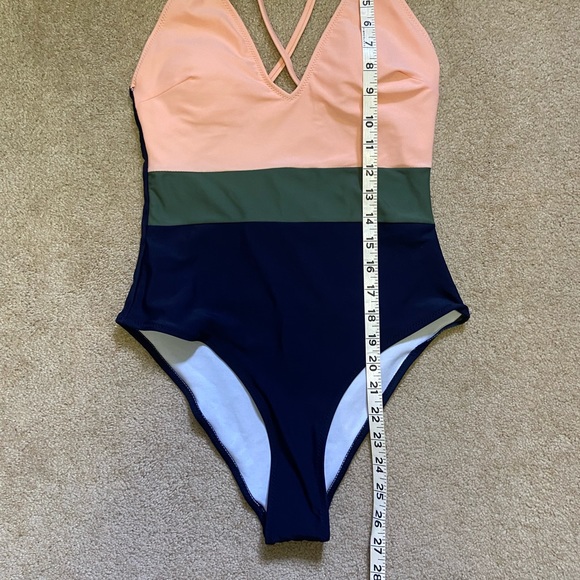 Cupshe Triple Color Block V-neck One Piece Swimsuit Cross Back Size Small - Picture 10 of 11